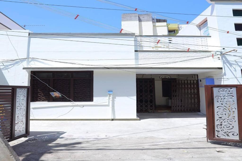 Heritage Home With 2 Bed/2 Bath With Kitchen In A Residential Neighborhood. 马杜赖 外观 照片
