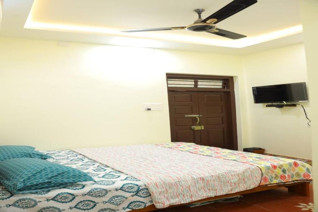 Heritage Home With 2 Bed/2 Bath With Kitchen In A Residential Neighborhood. 马杜赖 外观 照片