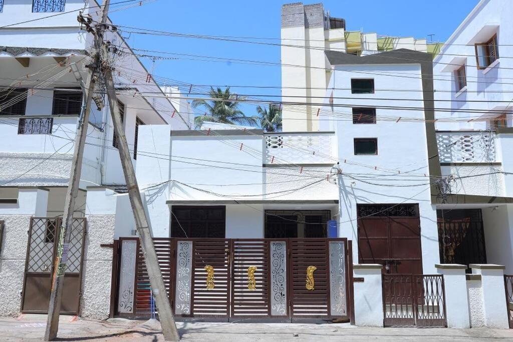 Heritage Home With 2 Bed/2 Bath With Kitchen In A Residential Neighborhood. 马杜赖 外观 照片