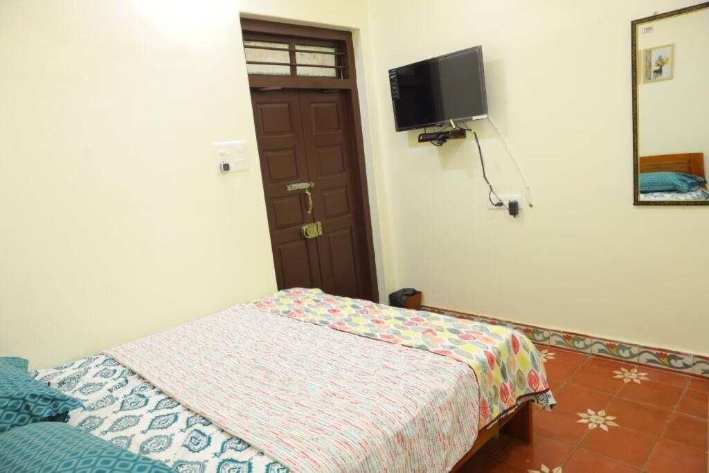 Heritage Home With 2 Bed/2 Bath With Kitchen In A Residential Neighborhood. 马杜赖 外观 照片