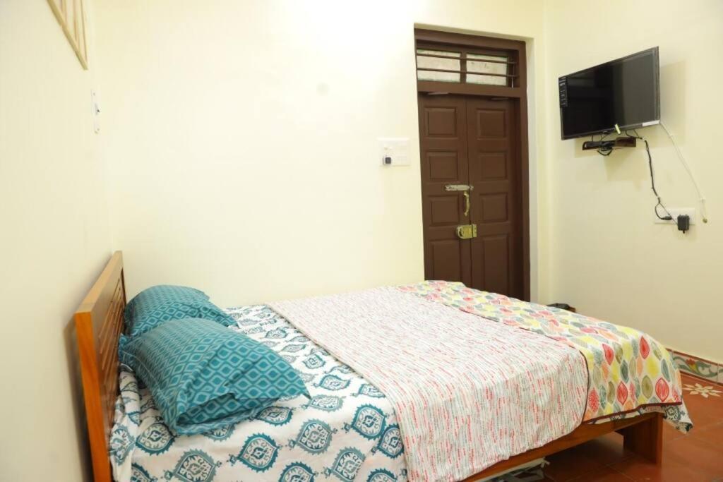 Heritage Home With 2 Bed/2 Bath With Kitchen In A Residential Neighborhood. 马杜赖 外观 照片