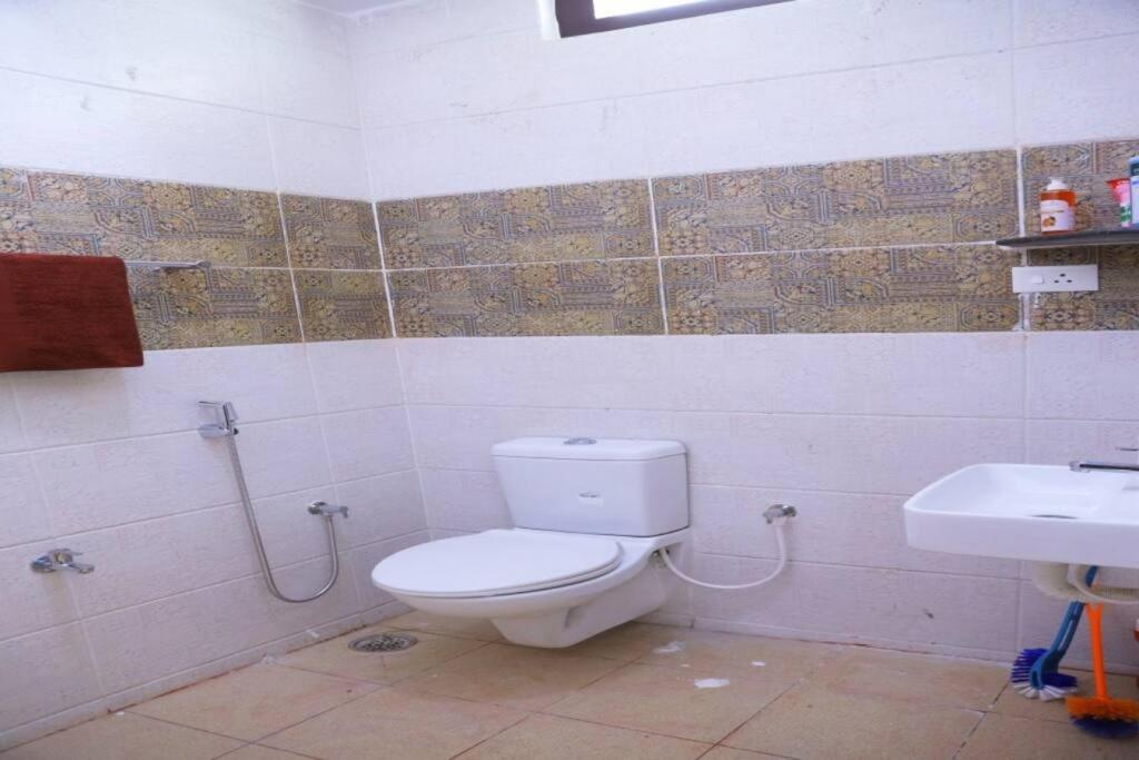 Heritage Home With 2 Bed/2 Bath With Kitchen In A Residential Neighborhood. 马杜赖 外观 照片